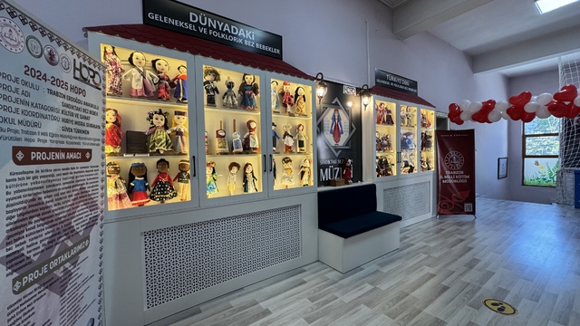Trabzon'da "Sandıktaki Bez Bebek" müzesi açıldı