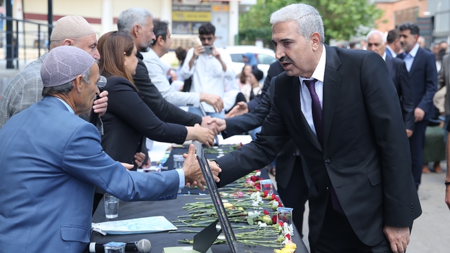AK Parti Diyarbakır İl Başkanlığından DEM Parti İl Başkanlığına taziye ziyareti