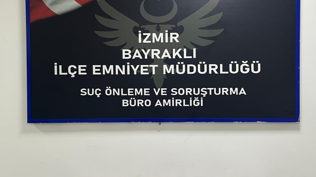 İzmir'de 5 bin 488 sentetik uyuşturucu hap ele geçirildi