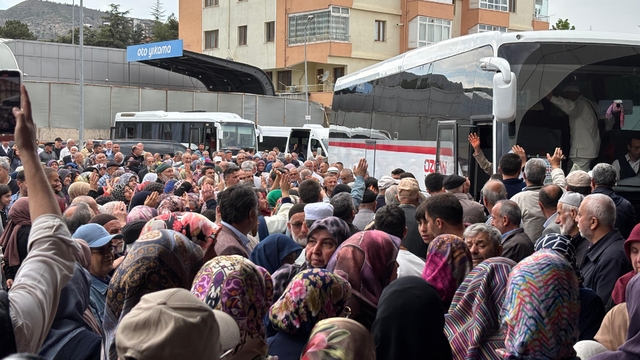 Çankırı'da 164 hacı adayı kutsal topraklara uğurlandı