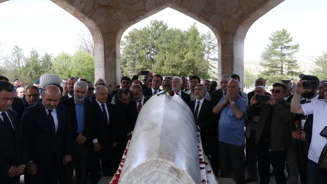 Yunus Emre, vefatının 704'üncü yıl dönümünde Eskişehir'de anıldı