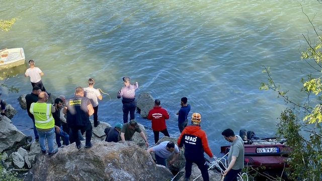 Samsun'da baraj göletine düşen otomobilin sürücüsü öldü