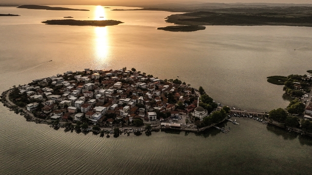 "Küçük Venedik" gün batımında dronla görüntülendi