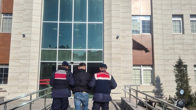 Burdur'da narkotik ve kaçakçılık operasyonlarında 16 zanlı tutuklandı