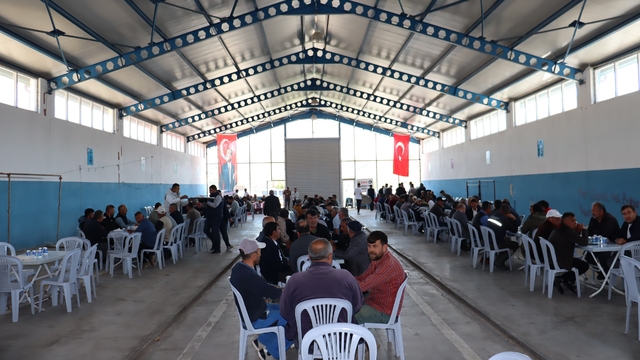 Şarkışla'da çiftçiler, şükür duasında buluştu