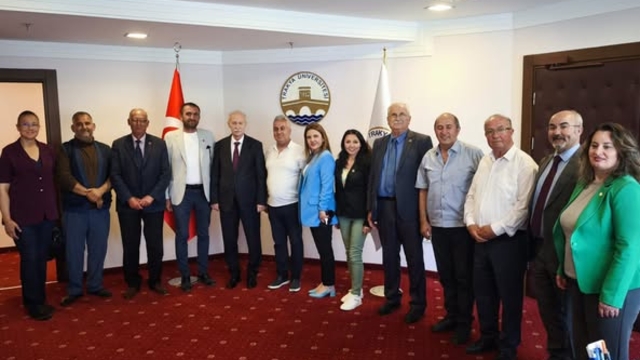 Mahalle muhtarlarından Rektör Hatipler'e ziyaret