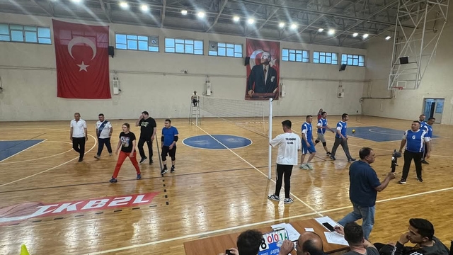 Nallıhan kurumlar arası voleybol turnuvasına ev sahipliği yapıyor