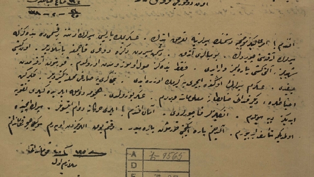 Atatürk'e Çanakkale'de sunulan rapor: Siperler içerisinde ölmediğime teessüf ediyorum kumandanım