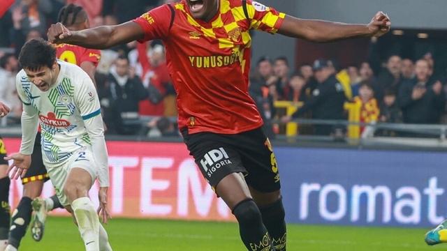 Göztepe'de Heliton'la yola devam