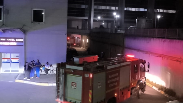 Hastanede çıkan yangın, kısa sürede söndürüldü