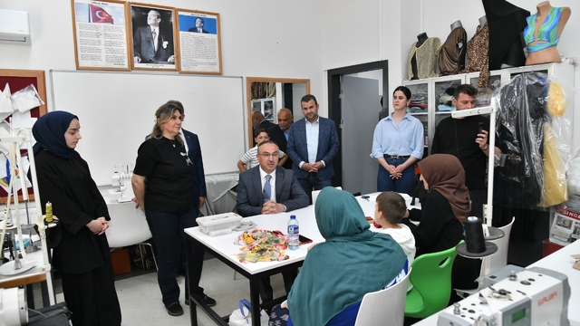 Tekirdağ Valisi Soytürk Süleymanpaşa'da ziyaretlerde bulundu