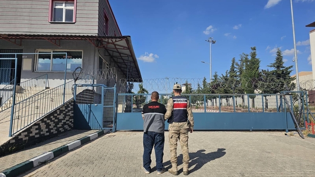 Kilis'te 11 yıl 8 ay kesinleşmiş hapis cezası bulunan hükümlü yakalandı