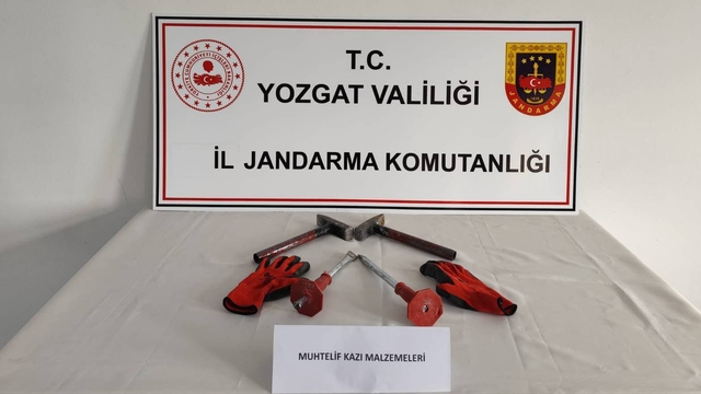 Yozgat'ta izinsiz kazı yapan 5 kişi suçüstü yakalandı
