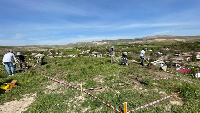 Elazığ'da Tadım Kalesi ve Höyüğü'nde kazı çalışmaları yeniden başladı