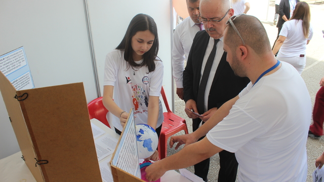 Ödemiş'te öğrenci projeleri sergilendi