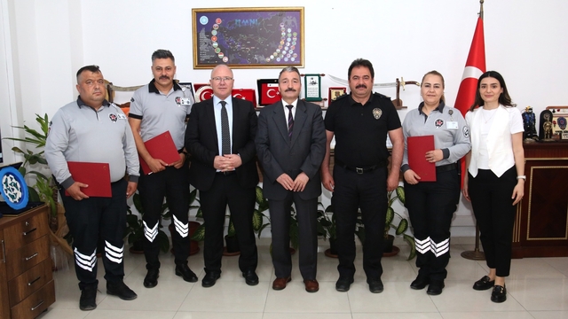 Hatay'da zabıta ekiplerine başarı ödülü verildi