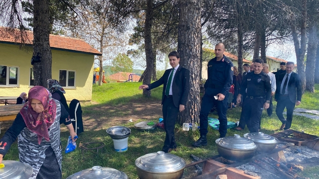 Türkeli'de Hıdırellez Şenliği düzenlendi
