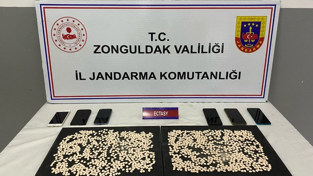 Zonguldak'ta uyuşturucu operasyonunda 4 zanlı tutuklandı