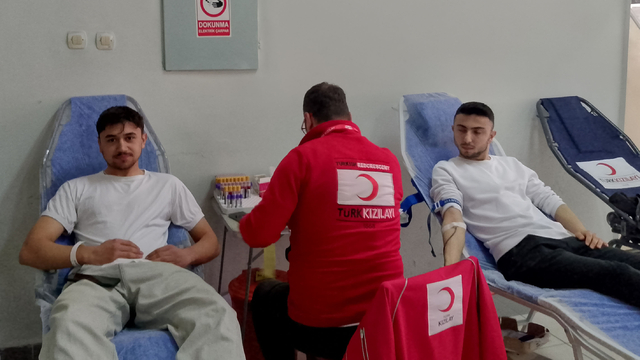 Havza MYO öğrencilerinden 30 ünite kan bağışı