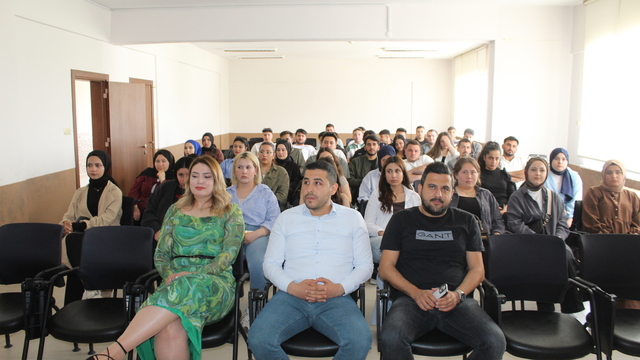 Konya'da üniversite öğrencilerine ilk yardım eğitimi