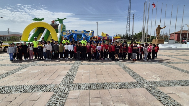 Bahşılı'da Karayolu Güvenliği ve Trafik Haftası kutlandı