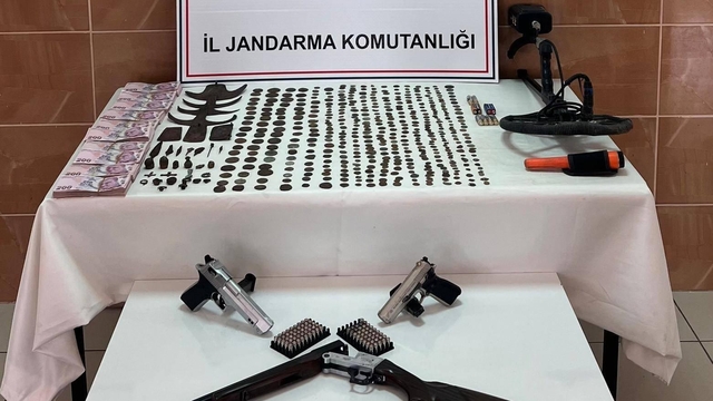 Konya'da tarihi eser operasyonunda 3 kişi yakalandı