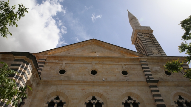 Gaziantep'te restorasyonu tamamlanan tarihi Kurtuluş Camisi'nin açılışı yapıldı
