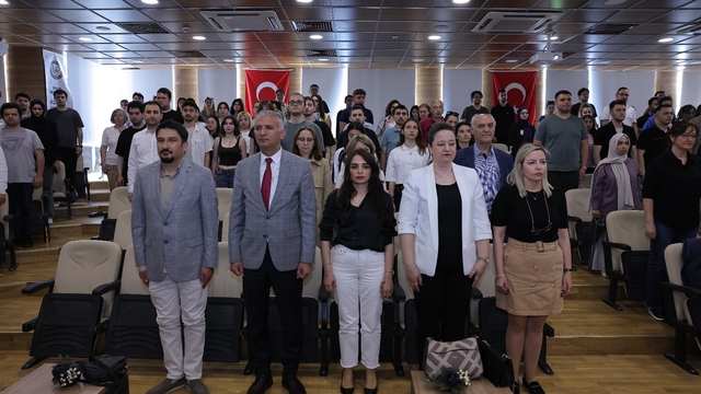 TÜ'de "Yapay Zeka Çevirisi ve Yeni Olanaklar" konferansı düzenlendi