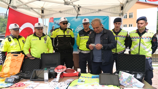 Bozkurt'ta "Trafik Haftası" kapsamında etkinlik düzenlendi