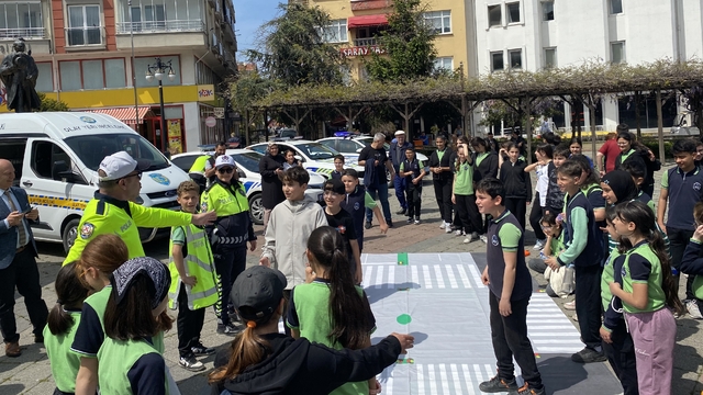 Ayancık'ta Trafik Haftası etkinliği düzenlendi