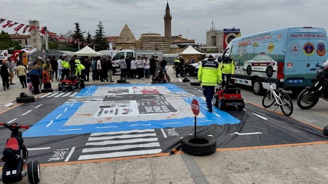 Kırşehir'de, Karayolu Trafik Güvenliği Haftası etkinlikleri düzenlendi