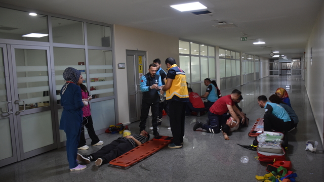 Gümüşhane'de hastanede yangın tatbikatı yapıldı