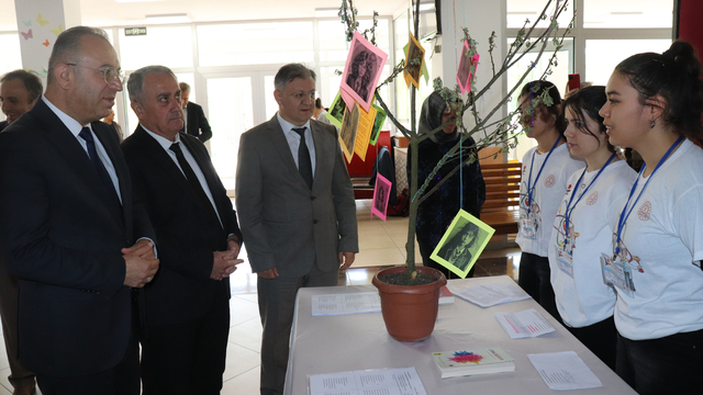 Ordu'da TÜBİTAK 4006 Bilim Fuarı açıldı