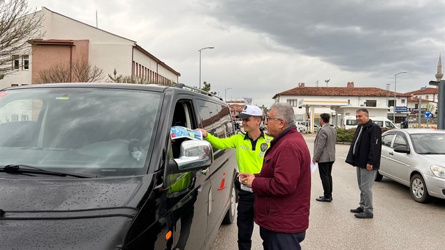 Çerkeş'te 'Karayolu Trafik Haftası'' nedeniyle yol kontrolü ve denetimi yapıldı
