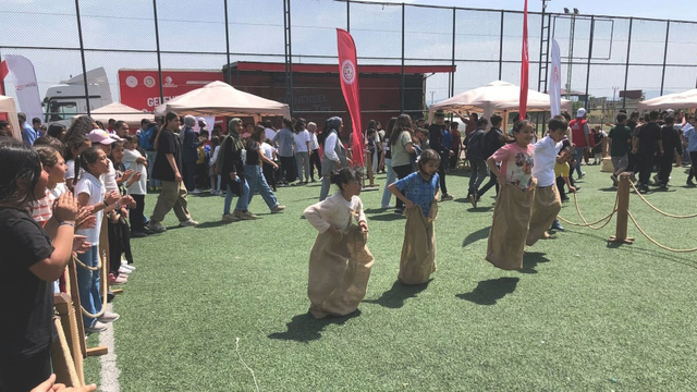 Gaziantep'te depremzede çocuklara etkinlik