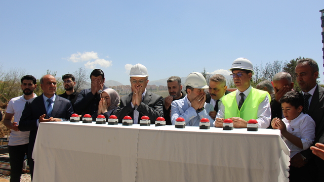 Malatya'da yapılacak taziye evinin temeli atıldı