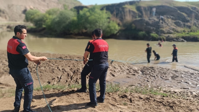 Çayda kaybolan Mustafa için arama çalışması başlatıldı