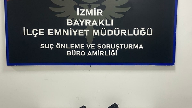 İzmir'de uyuşturucu operasyonu; 3 gözaltı