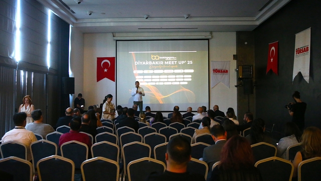 Uluslararası hava yolu şirketlerinin Türkiye temsilcileri Diyarbakır'da tanıtım programına katıldı