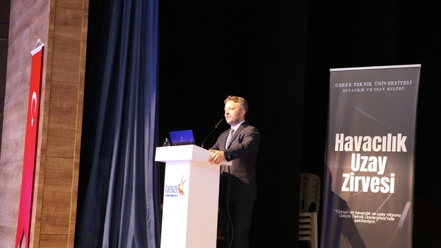 Sanayi ve Teknoloji Bakan Yardımcısı Çoştu, 3. Havacılık ve Uzay Zirvesi'ne katıldı: