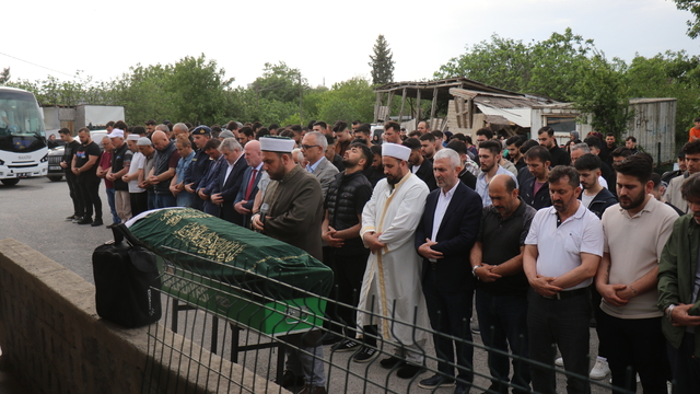 Beton mikseriyle çarpışan motosikletin sürücüsü öldü (3)