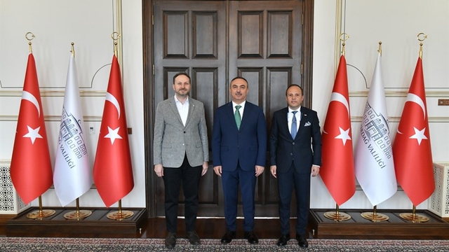 Yeşilay Genel Başkanı Dinç'ten Vali Soytürk'e ziyaret
