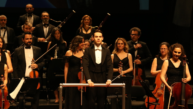 Şef, besteci ve piyanist Haberstock, Eskişehir'de konser yönetti