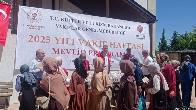 "Vakıf Haftası" dolayısıyla Diyarbakır, Mardin, Batman ve Bingöl'de mevlit okutuldu