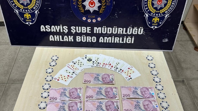 Kocaeli'de kumar oynayan 3 kişiye 27 bin 741 lira ceza kesildi