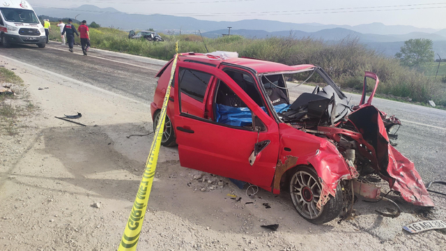 Bilecik'te 3 kişinin öldüğü kaza kamerada