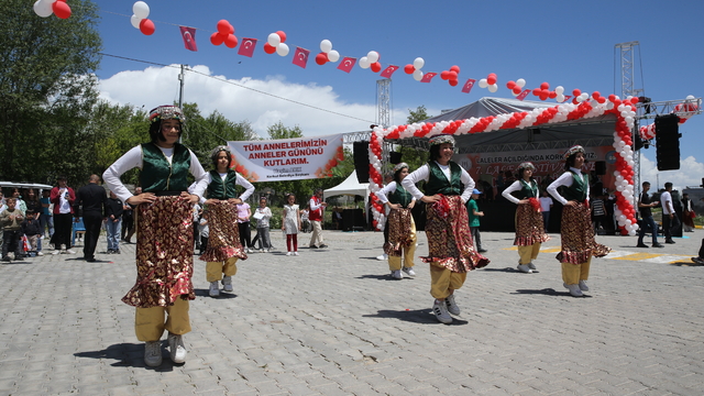 Muş'ta "7. Lale Festivali" düzenlendi
