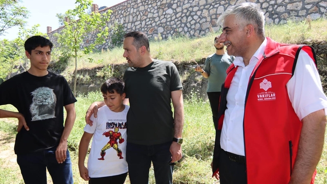 Diyarbakır Vakıflar Bölge Müdürlüğü 120 çocuk için Eğil'de gezi düzenledi