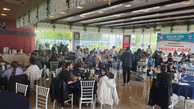 Giresun'da sağlık çalışanları etkinlikte bir araya geldi