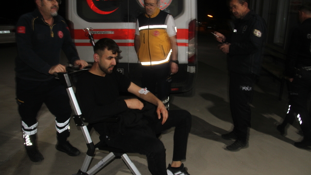 Beyşehir'de parktaki kavgada bıçaklanan genç yaralandı